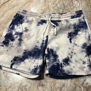 Hollister sweat shorts . Size XL. Non smoking home .